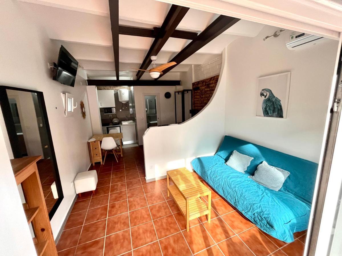 Nuevos Apartamentos Frente Al Mar Y A La Playa Castelldefels Exteriör bild