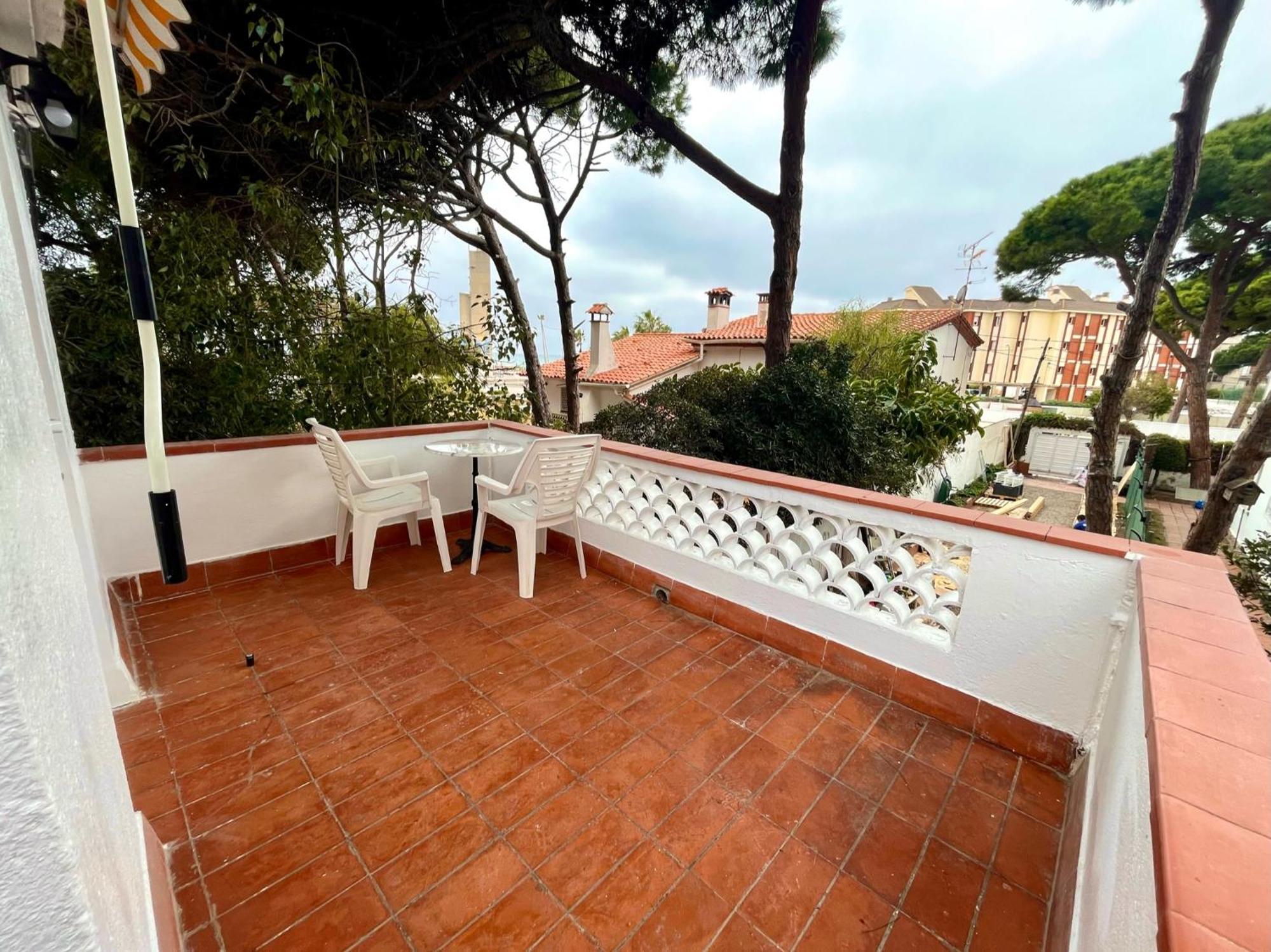 Nuevos Apartamentos Frente Al Mar Y A La Playa Castelldefels Exteriör bild
